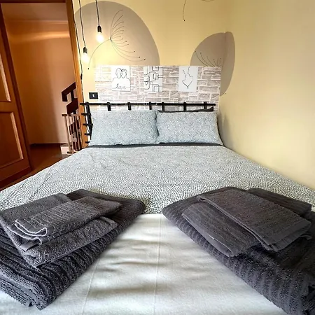 Holiday home Domus 4 Bedrooms *